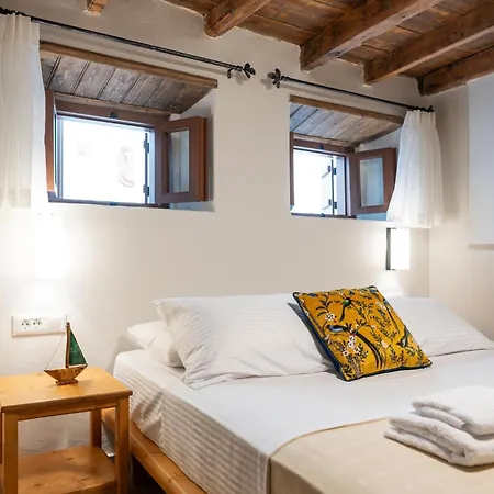 Rodos Old Town Aqua Luxury House *